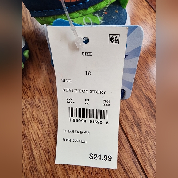 Kids Toy Story Velcro Sandals - Picture 8 of 8